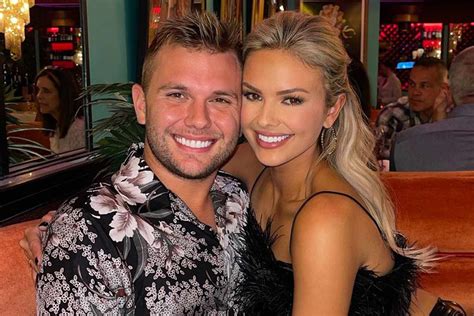 Chase Chrisley and Emmy Medders Split 9 Months After Getting。